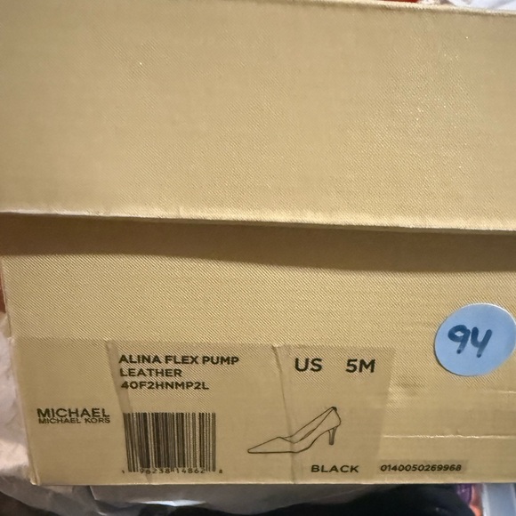 Michael Kors Alina Flex Pump In Black 5M - Picture 6 of 6